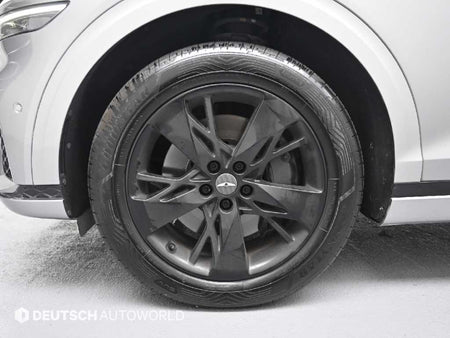 Genesis GV70 — photo 05