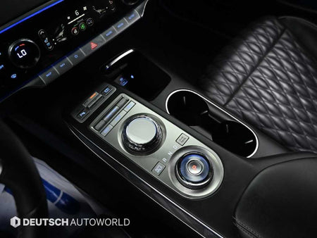 Genesis GV70 — photo 09