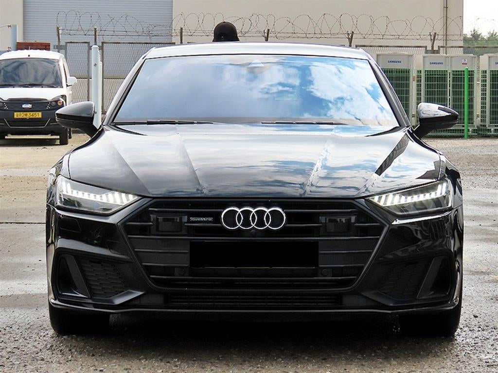 Audi A7 — photo 01