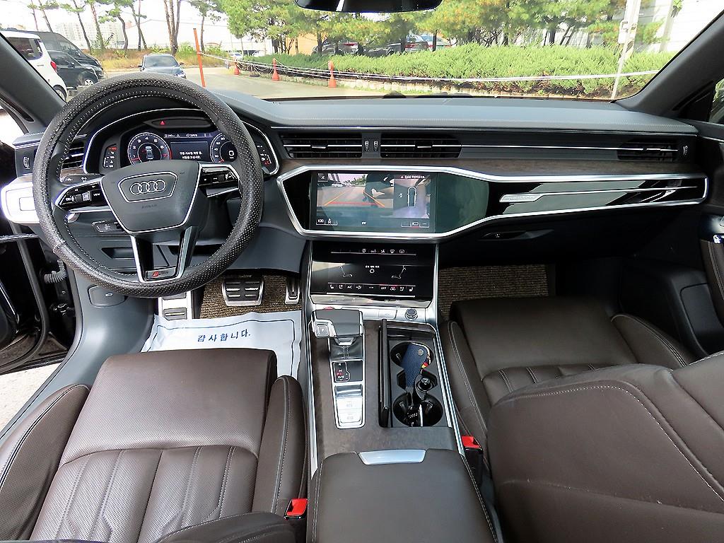 Audi A7 — photo 07