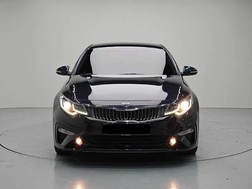 Kia K5 — photo 02