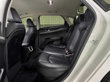 Kia K5 — photo 07