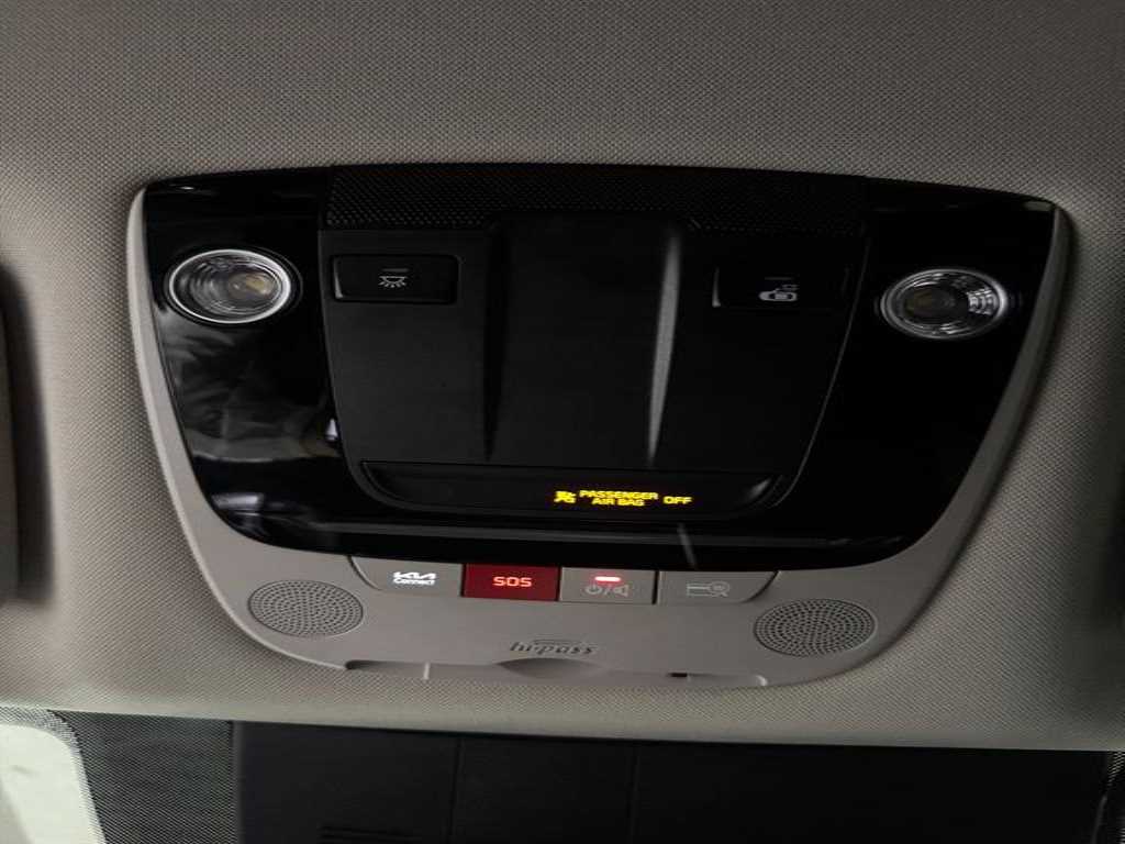 Kia K5 — photo 16
