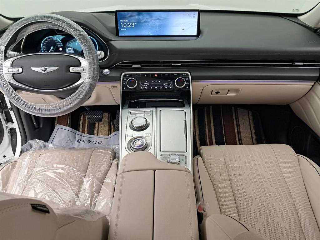 Genesis GV80 — photo 06