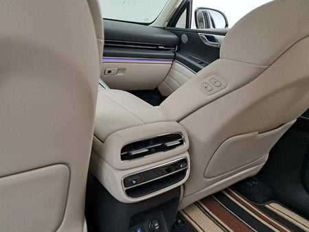 Genesis GV80 — photo 16
