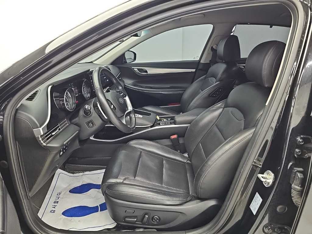 Hyundai Grandeur — photo 11