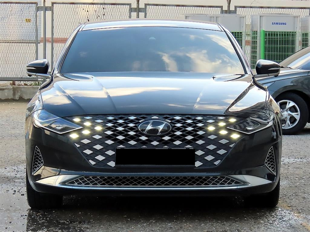 Hyundai Grandeur — photo 01