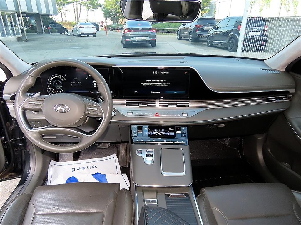 Hyundai Grandeur — photo 07
