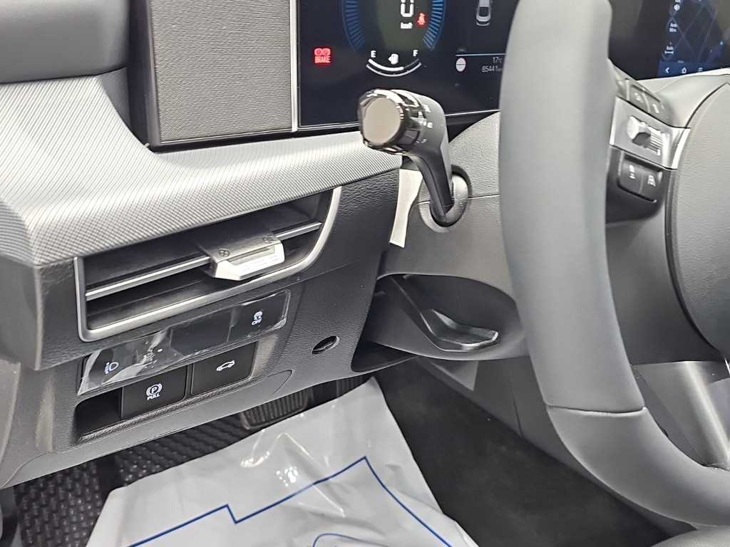 Hyundai Sonata — photo 17