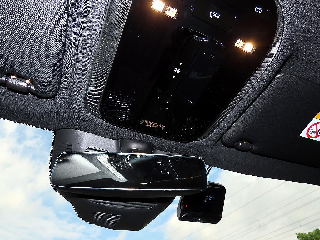 Mercedes-Benz GLC-Class — photo 13