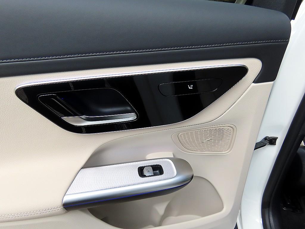 Mercedes-Benz GLC-Class — photo 15