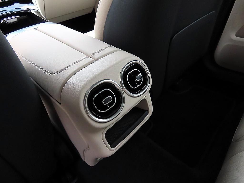Mercedes-Benz GLC-Class — photo 15