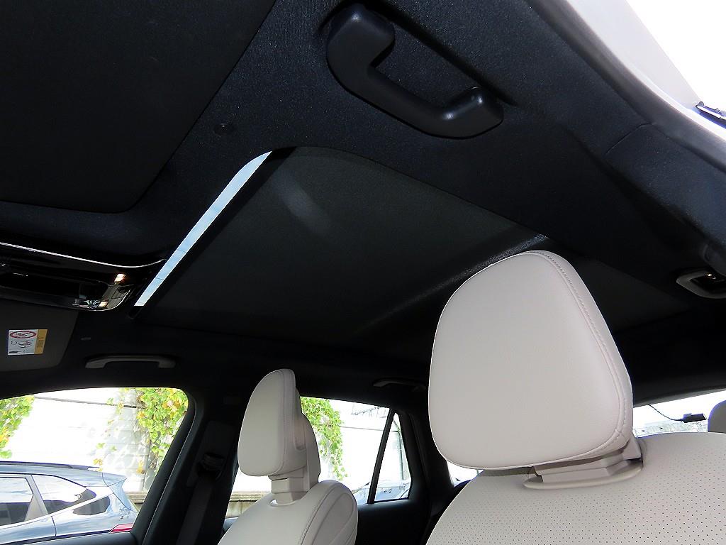 Mercedes-Benz GLC-Class — photo 17