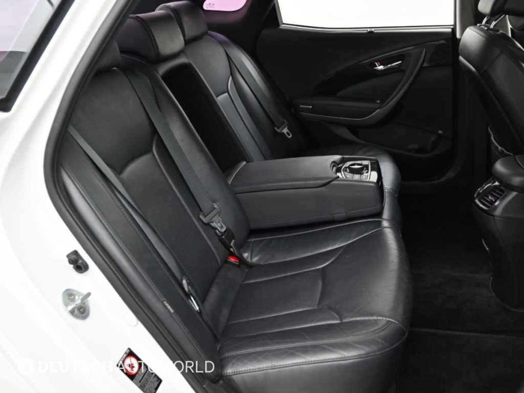 Hyundai Grandeur — photo 13