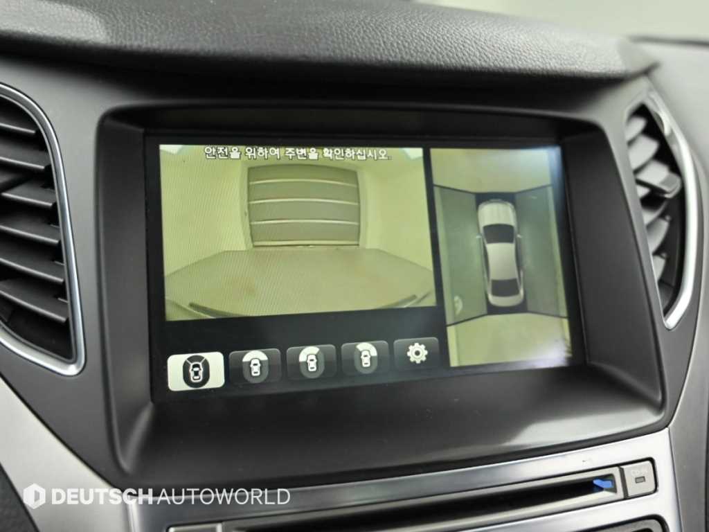 Hyundai Grandeur — photo 17