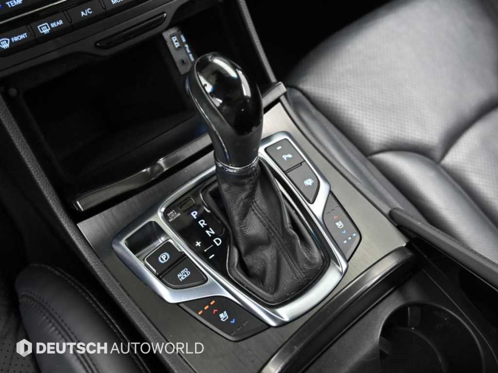 Hyundai Grandeur — photo 18