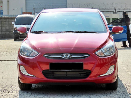 Hyundai Accent — photo 01
