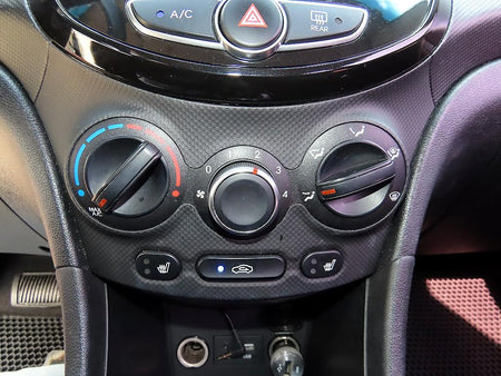 Hyundai Accent — photo 15