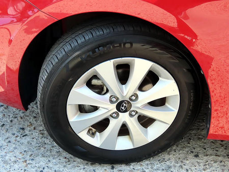 Hyundai Accent — photo 19