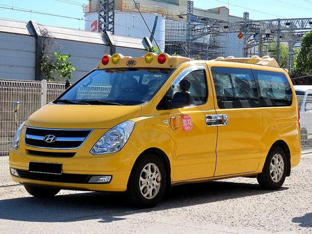 Hyundai Starex — photo 02