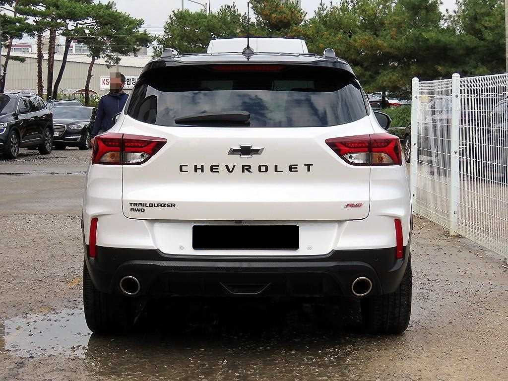 CHEVROLET Trailblazer — photo 04