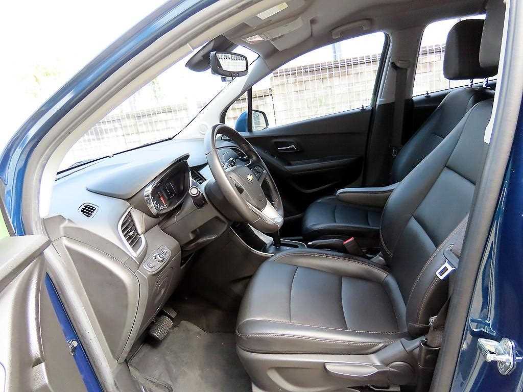 CHEVROLET Trax — photo 05