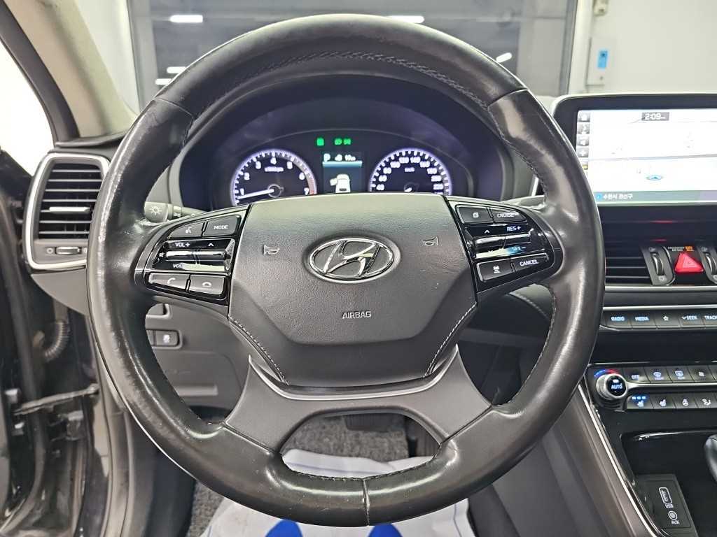 Hyundai Grandeur — photo 09