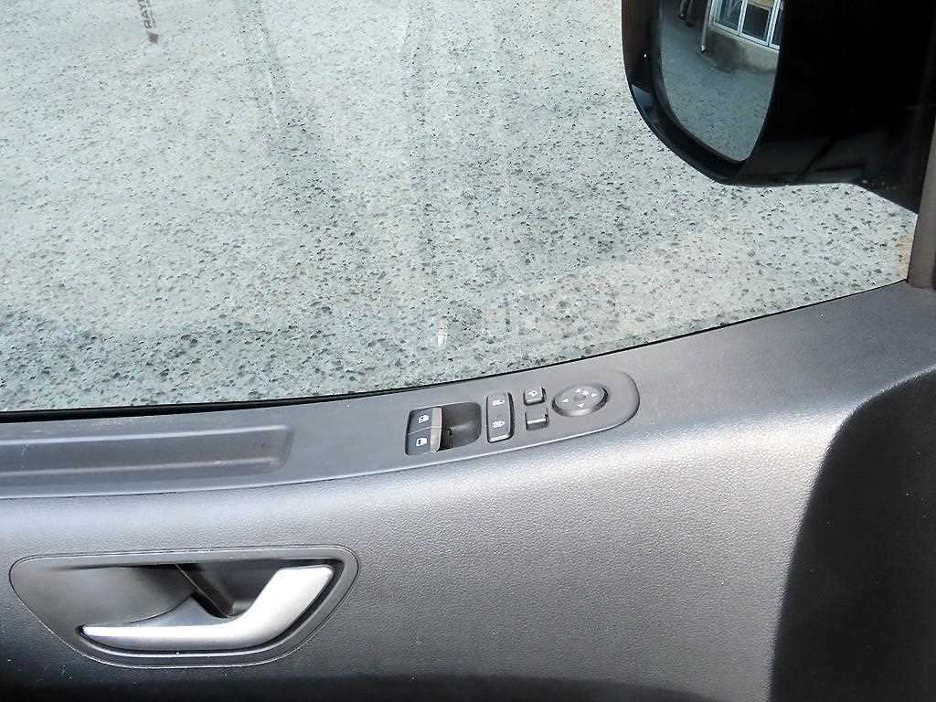 Hyundai Staria — photo 11
