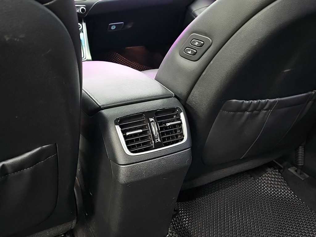 Hyundai Grandeur — photo 13