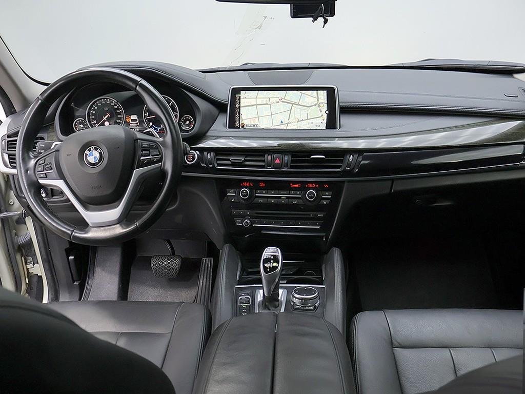 BMW X6 — photo 05