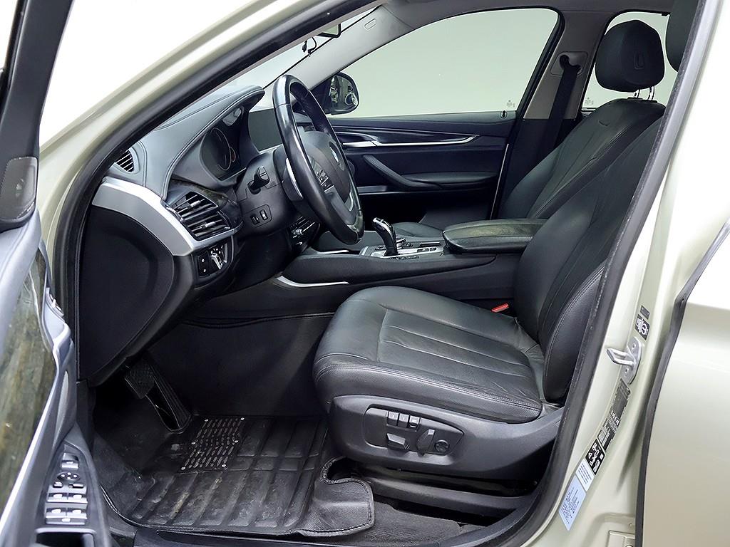 BMW X6 — photo 11