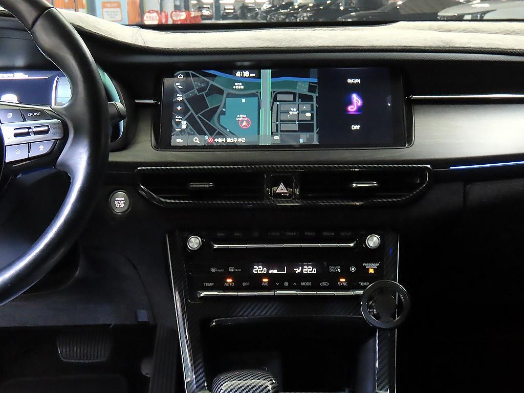 Kia K7 — photo 11