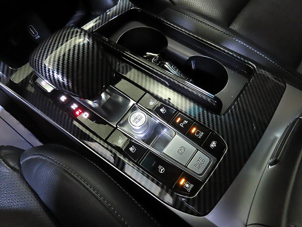 Kia K7 — photo 12