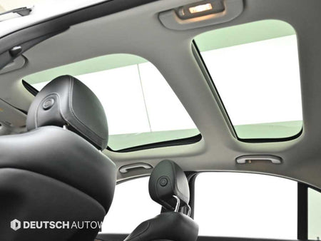 Mercedes-Benz E-Class — photo 18