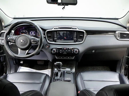 Kia Sorento — photo 05