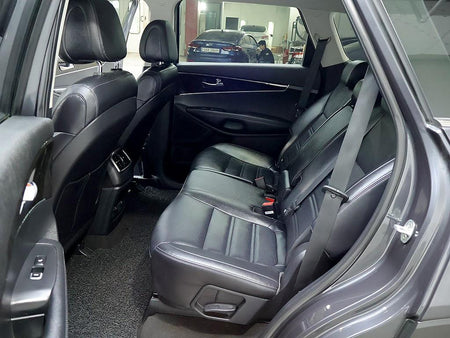 Kia Sorento — photo 12