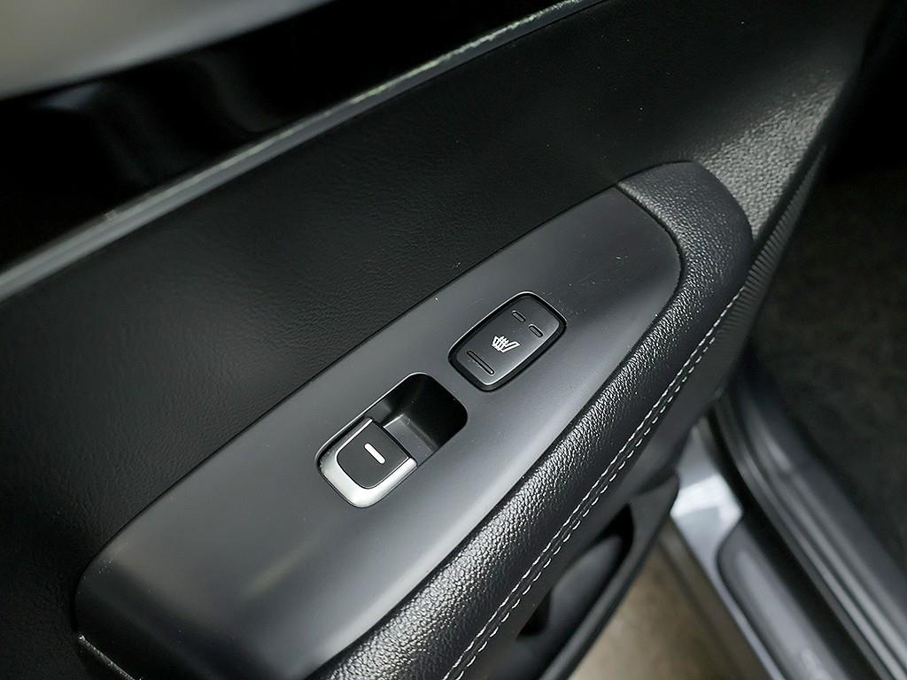 Kia Sorento — photo 17