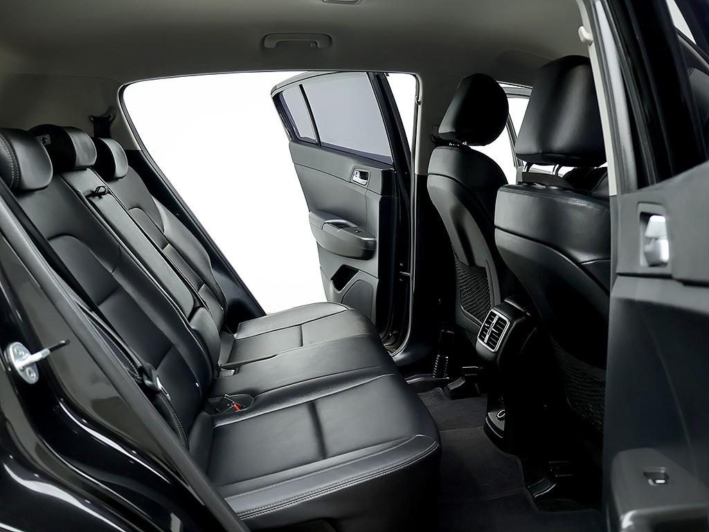 Kia Sportage — photo 12