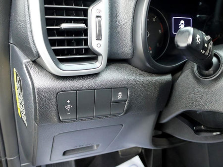 Kia Sportage — photo 14