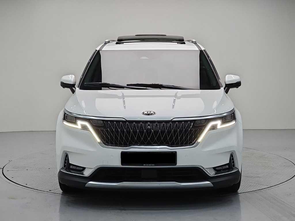 Kia Carnival — photo 02