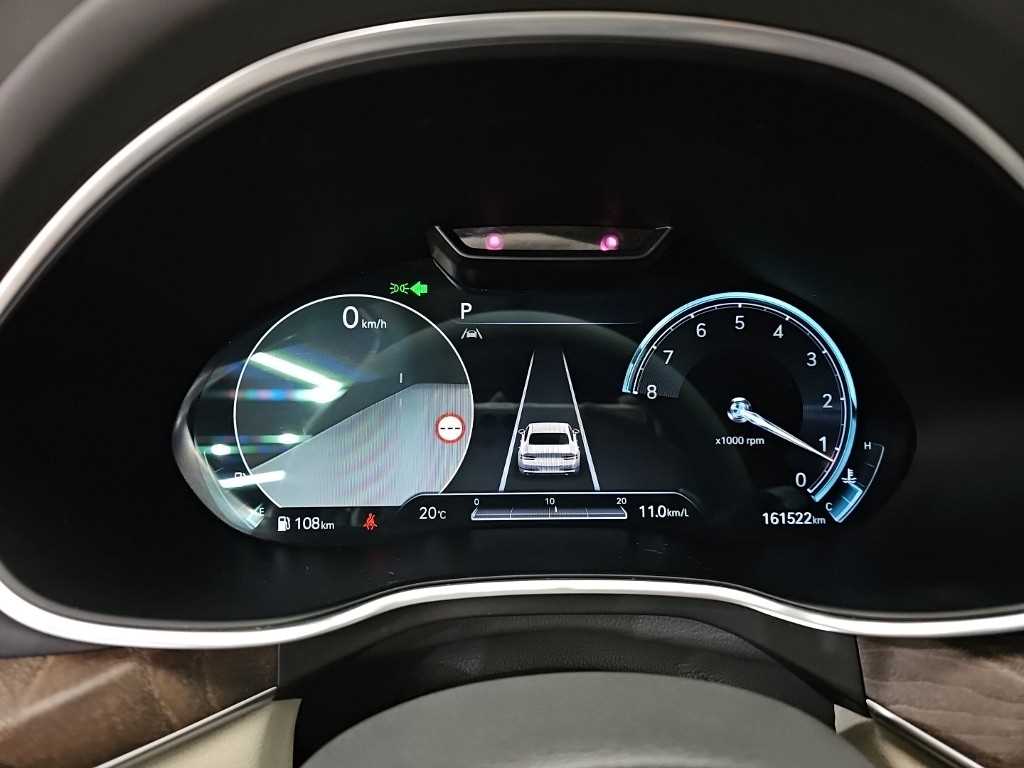 Genesis G80 — photo 07