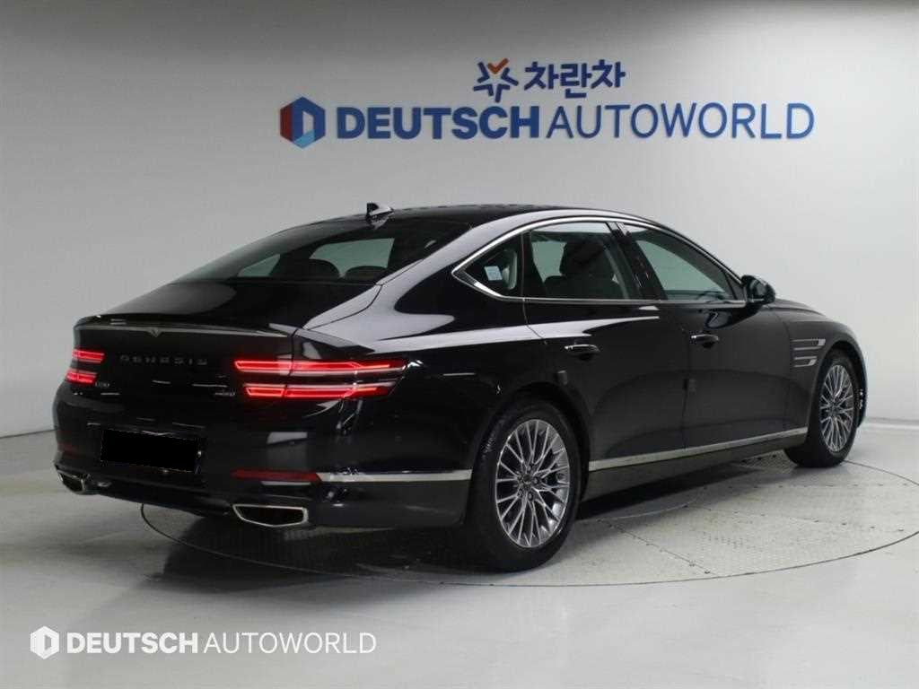 Genesis G80 — photo 03