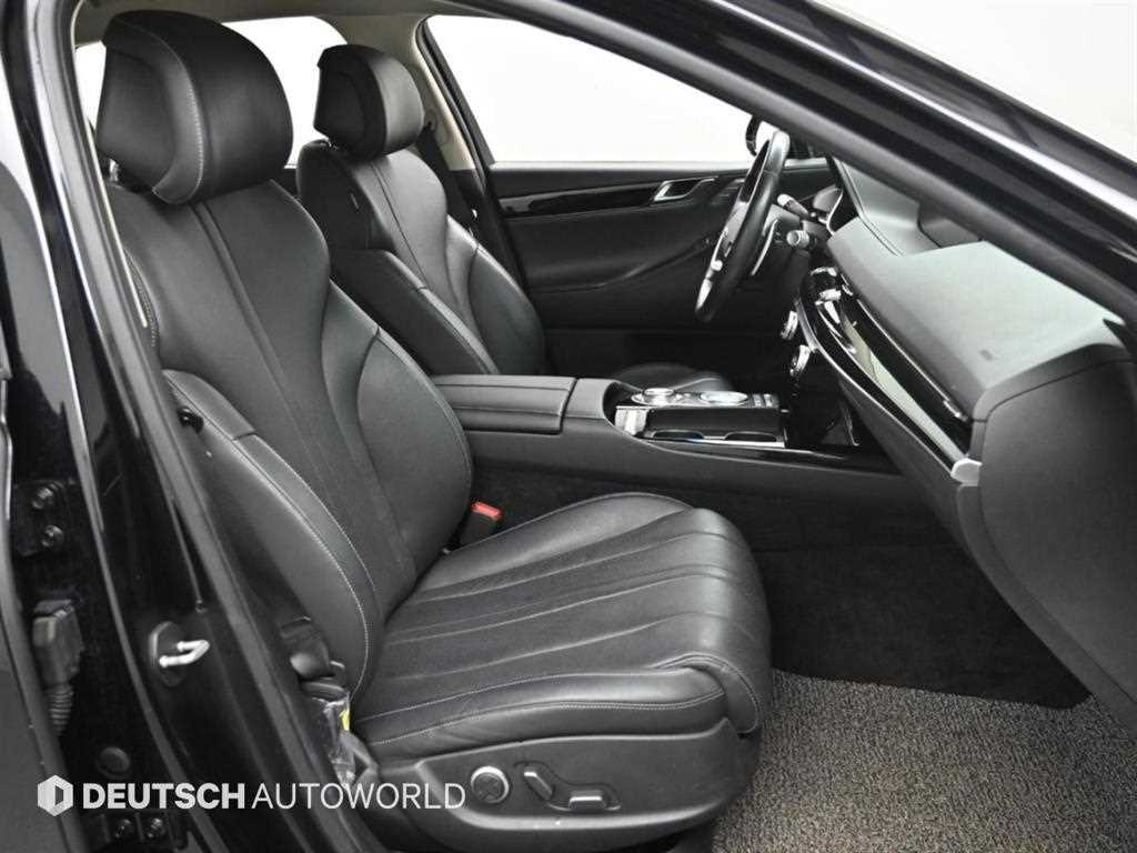 Genesis G80 — photo 12