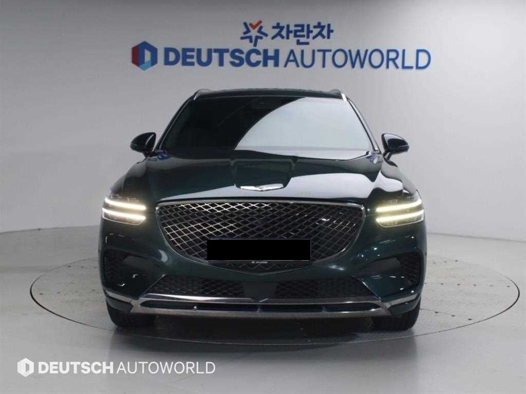 Genesis GV70 — photo 04