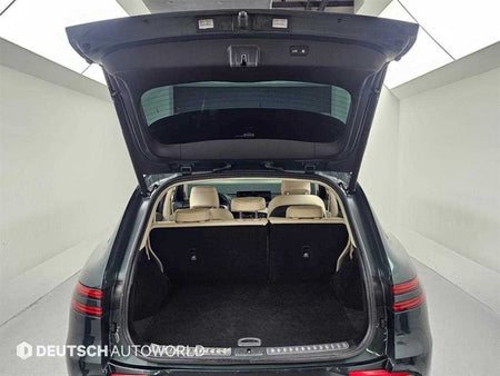 Genesis GV70 — photo 17