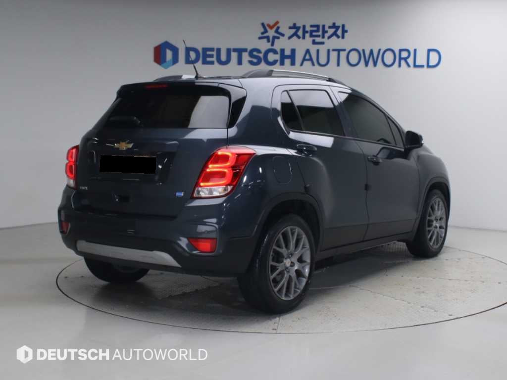 CHEVROLET Trax — photo 02