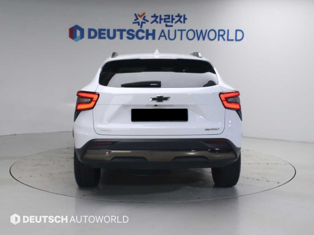 CHEVROLET Trax — photo 04