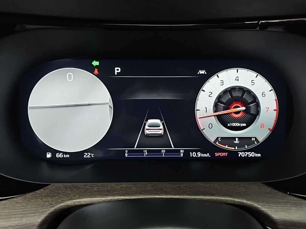 Kia K5 — photo 06