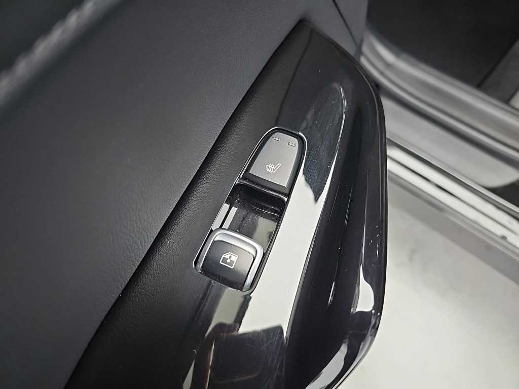 Kia K5 — photo 13