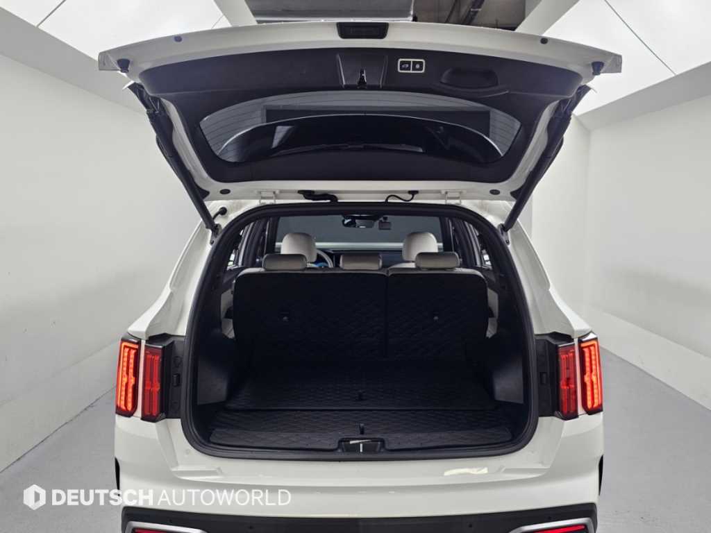 Kia Sorento — photo 19